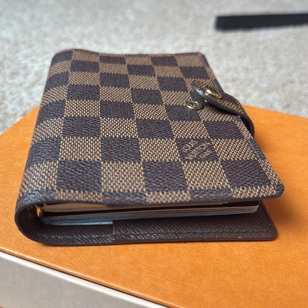 Louis Vuitton Damier Ebene - Picture 15 of 17